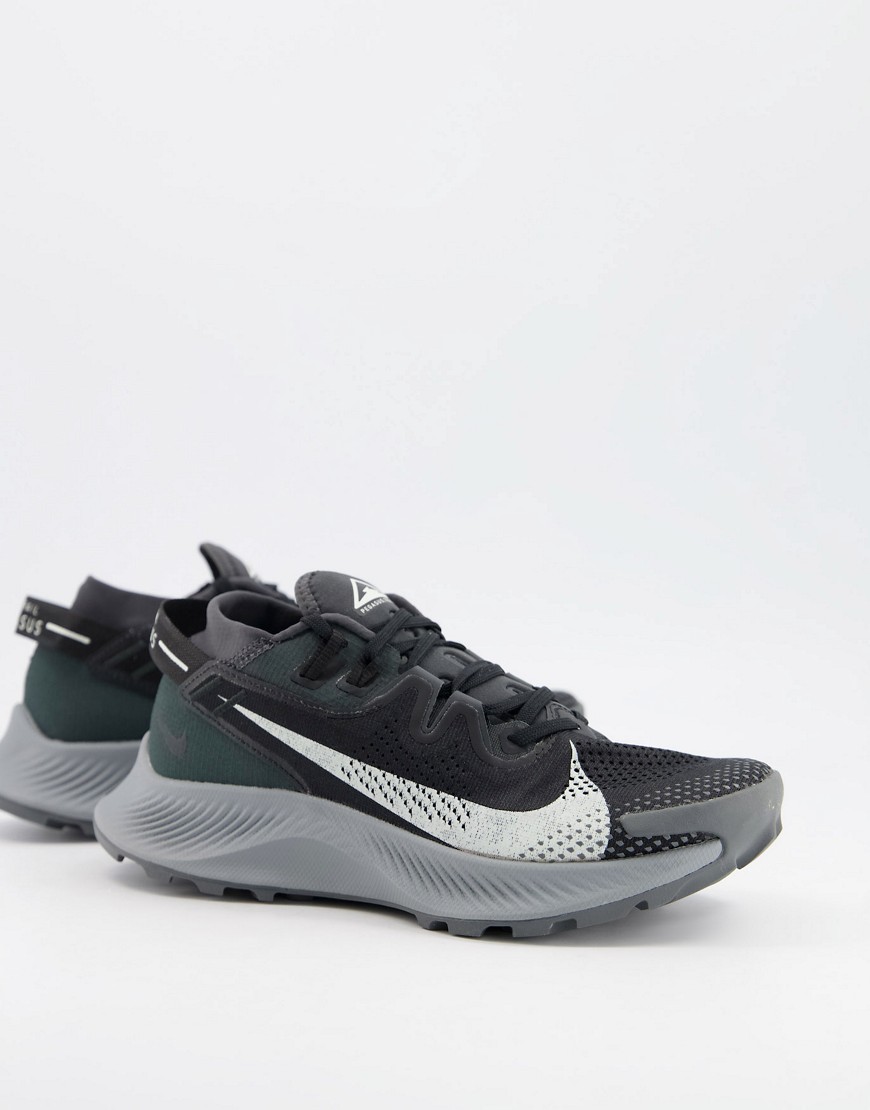 Nike Running - Pegasus Trail 2 - All-terrain hardloopsneakers in drie tinten zwart