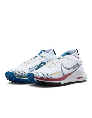 Nike Pegasus Trail 4 Gtx Sneakers In White And Multi