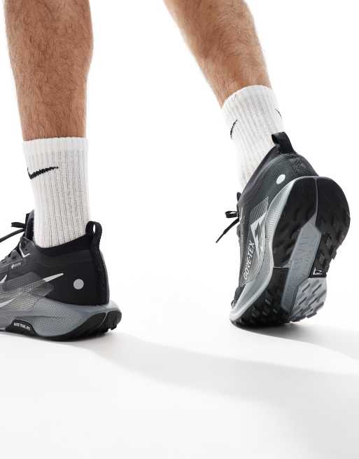 Nike Running Pegasus Trail 5 GORE-TEX sneakers in black | ASOS