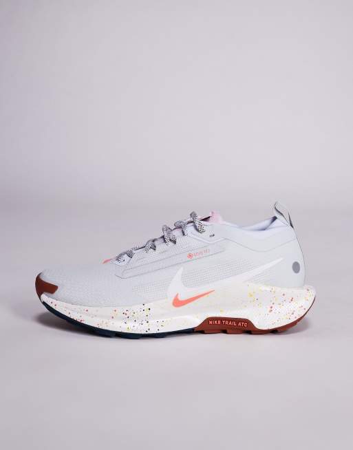 Nike Running Pegasus Trail 5 GORE-TEX sneakers in white and orange, 2 of 5