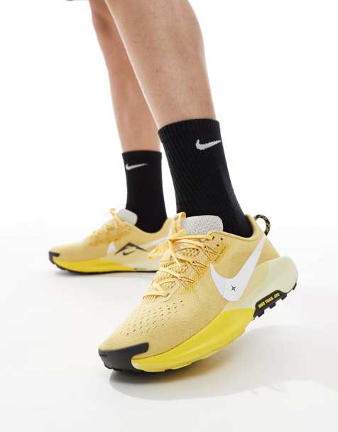 Nike Running Pegasus Trail 5 sneakers in yellow - view 1