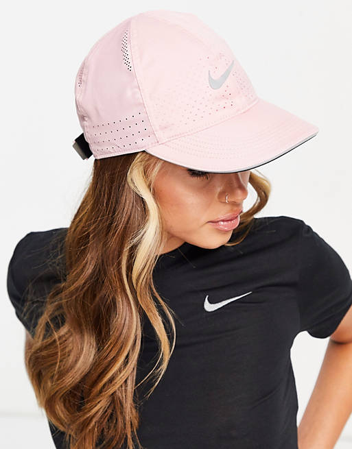 Uitschakelen blootstelling Gezondheid Nike Running - Pet in roze | ASOS