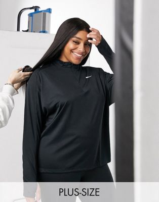 Nike Running - Plus Pacer - Top met korte rits in zwart