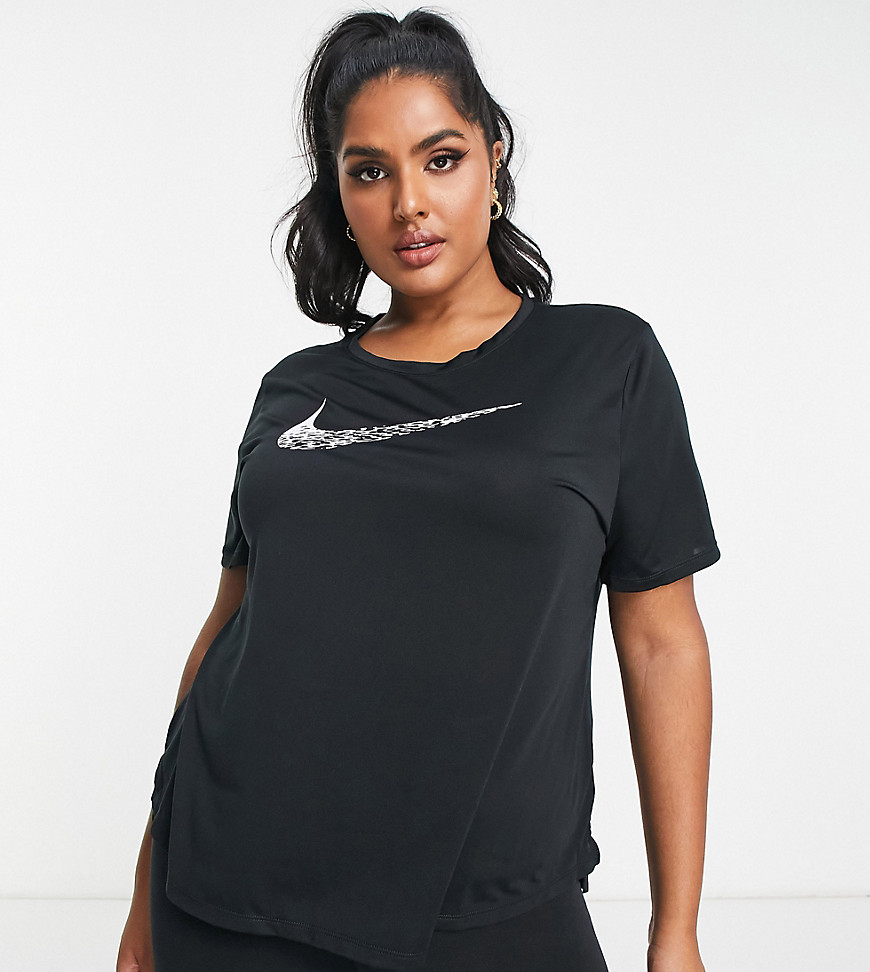 T-shirts by Nike Running Your new go-to Crew neck Short sleeves Nike logo print Regular fit