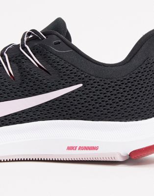 Nike Running Quest 2 in black and pink 