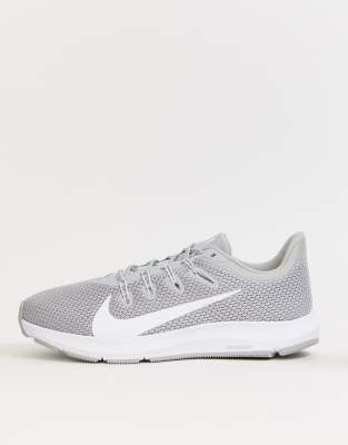 running quest 2 trainers in black