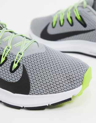 nike running quest 2 trainers