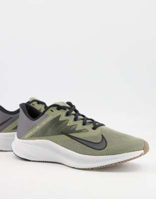 nike quest 3 trainers