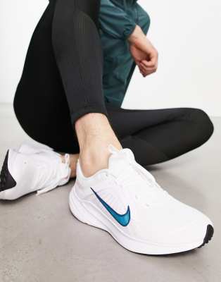 Nike Running - Quest 5 - Baskets - Blanc | ASOS