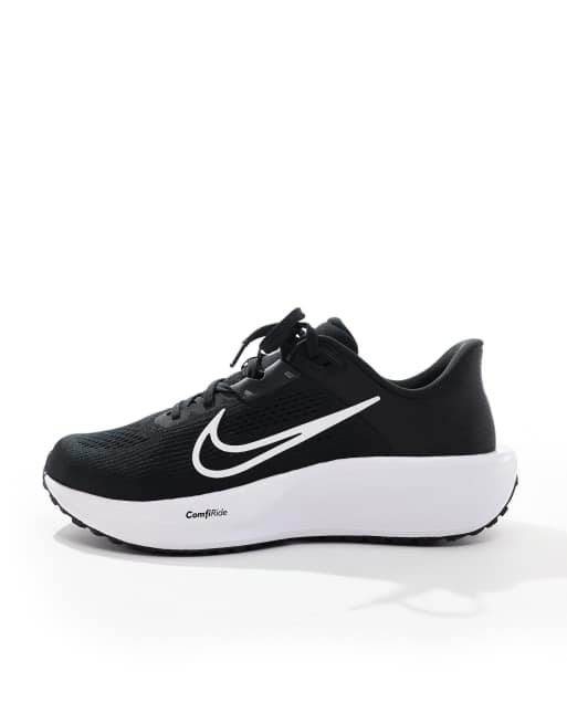 Nike Running Quest 6 sneakers in black and white, 2 of 5
