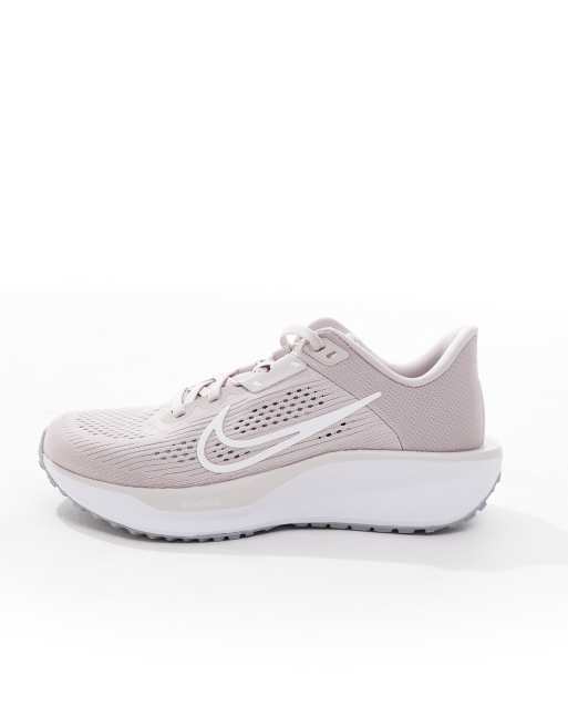 Nike Running Quest 6 sneakers in light pink and white