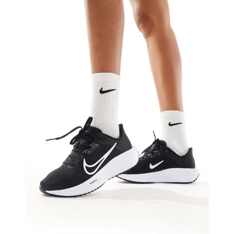 Nike Running Quest 6 trainers in black and white