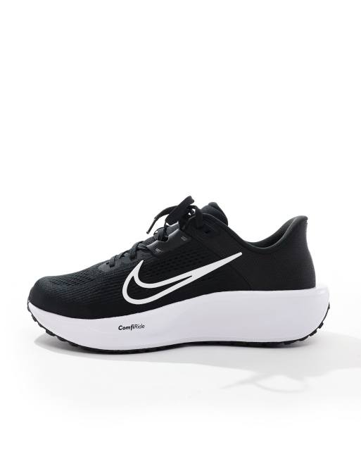 Nike Running Quest 6 trainers in black and white, 2 of 5