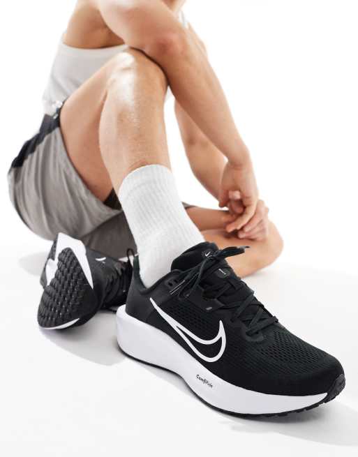 Nike Running Quest 6 trainers in black and white, 5 of 5