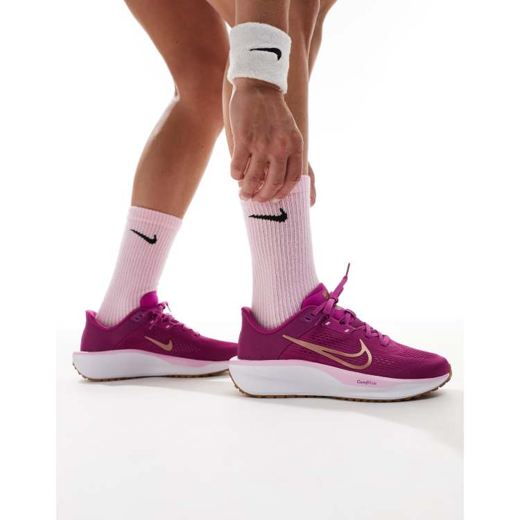 Nike Running Quest trainers in purple and white ASOS