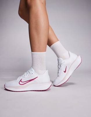 Nike Running Nike Running Quest 6 trainers in white and pink