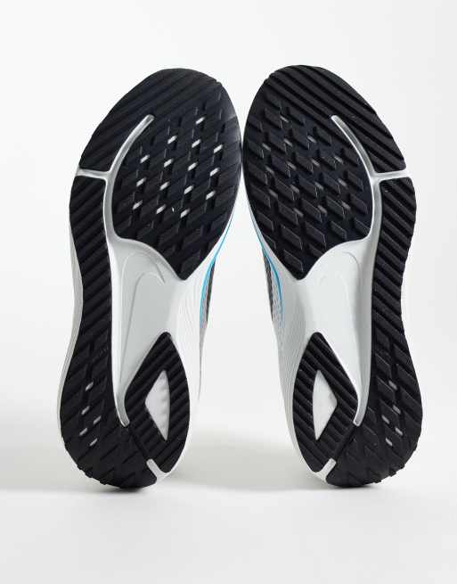 Nike Running Quest 7 sneakers i lysegrå og blå, 5 af 5