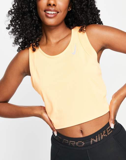 Nike crop top outlet running