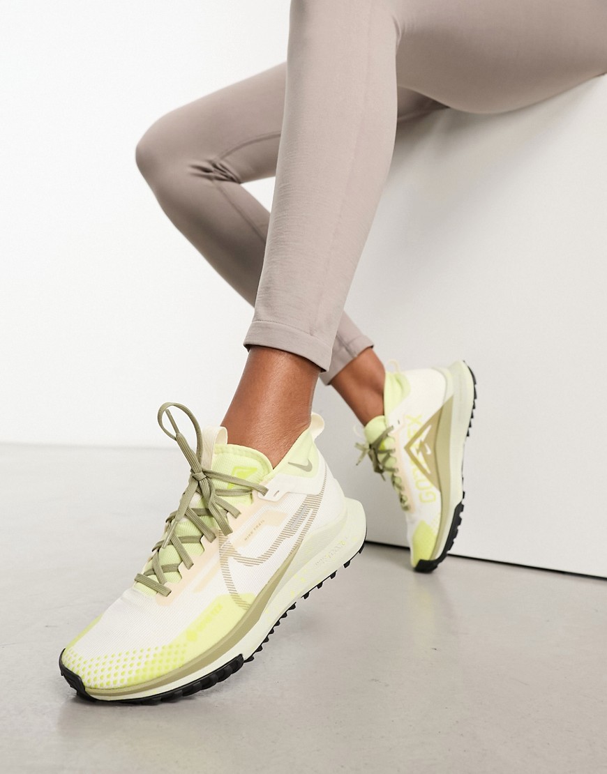 Nike Running react Goretex peg trail 4 Trainer in ivory and neutral olive-White