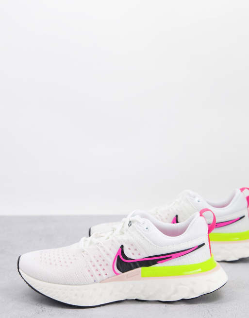 Nike Running - React Infinity 2 - Sneakers in wit