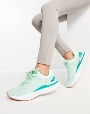 nike react mint