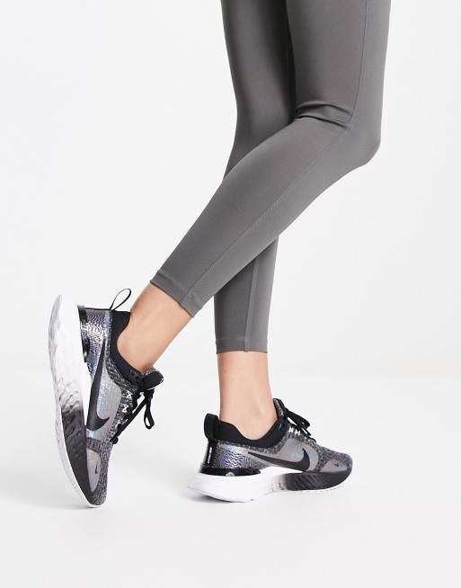 Running epic react hotsell trainers in black womens