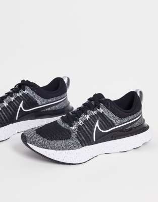 Nike React Infinity Run Flyknit 2 Sneakers In White/black In White