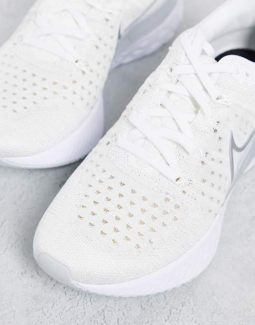 Nike flyknit 2024 2 white