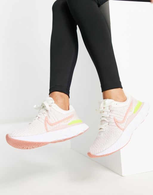 Nike Running React Infinity Run Flyknit 3 Sneaker in WeiB ASOS