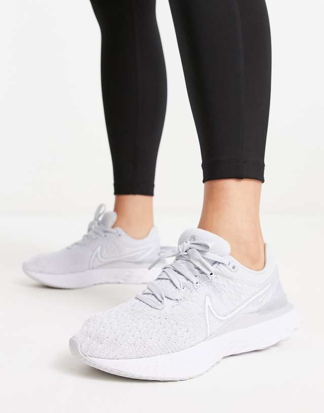 Nike Running React Infinity Run Flyknit 3 sneakers in light gray