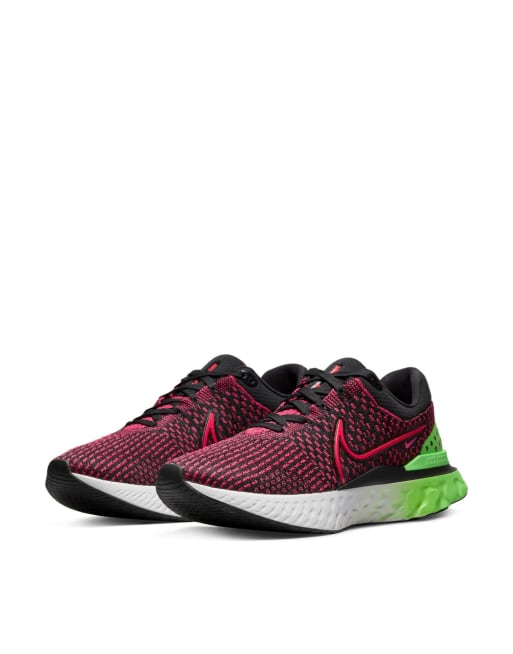 Nike Running React Infinity Run Flyknit 3 sneakers in siren red/black, 4 of 4