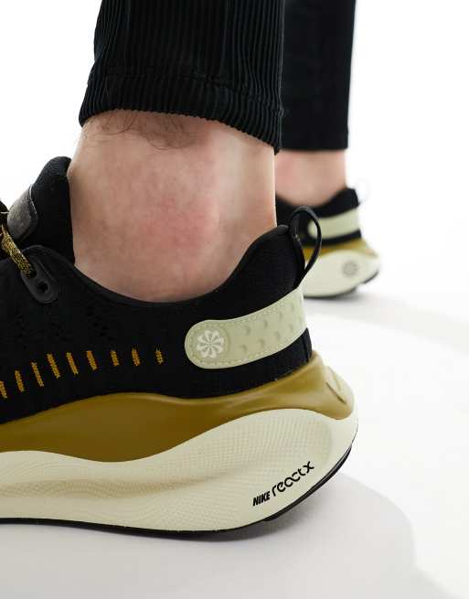 Nike Running React infinity Run Flyknit 4 sneakers in black
