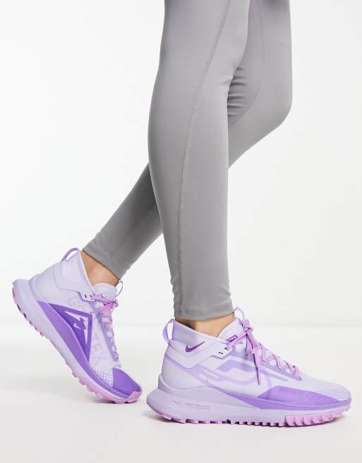 Mauve best sale nike trainers