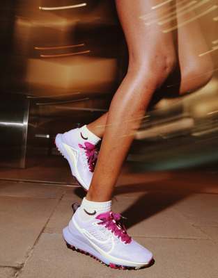 Nike React Pegasus Trail 4 Sneakers In Off White And Fierce Pink-purple