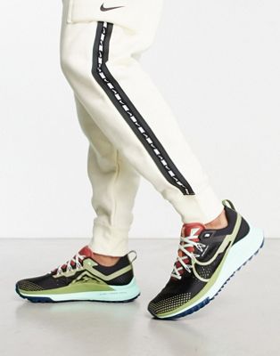 Nike Running React Pegasus Trail 4 trainers in black | ASOS