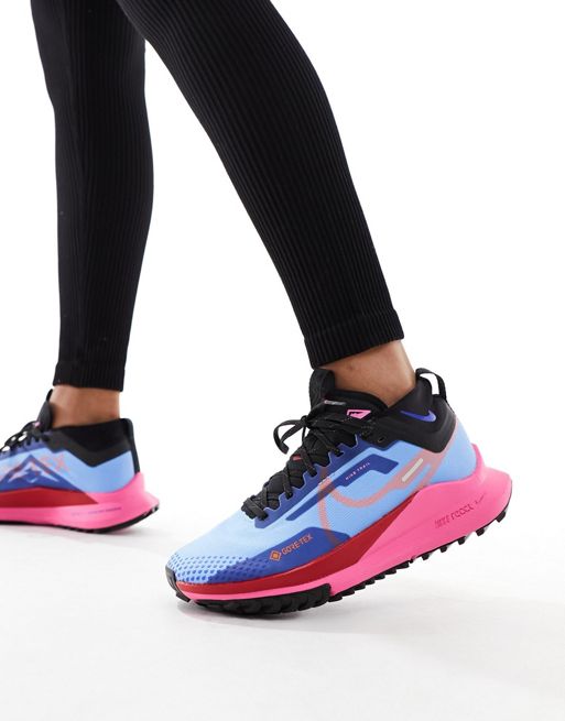 Nike Running - React Pegasus Trail - Gore-tex sneakers in universal blauw multi