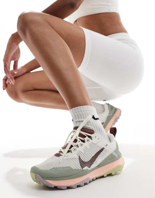 Nike Running – React Wildhorse 8 – Biało-zielone buty sportowe