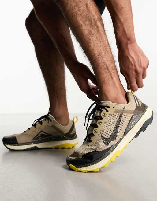 Nike Running – React Wildhorse 8 – Grå träningsskor