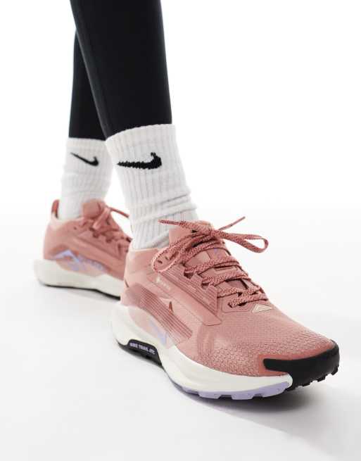 Nike Running React X Pegasus Trail 5 Gore-TEX trainers in pink and white, 3 of 5