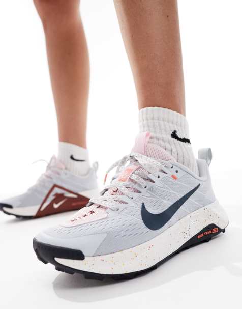 Nike Running - React X Wildhorse - Grå og hvide sneakers - view 1