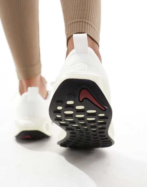 Nike Running ReactX Infinity Run 4  trainers in white, 3 of 5