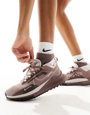 Nike Running - ReactX Pegasus Trail 4 GORE-TEX - Lauf-Sneaker in rauchigem Mauve-Lila