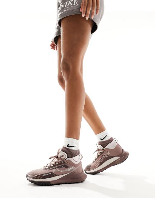 Nike Running ReactX Pegasus Trail 4 GORE-TEX trainers in smokey mauve, 5 of 5