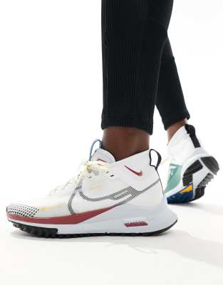 Nike Running Reactx Pegasus Trail 4 Gore-Tex Trainers In White And Grey
