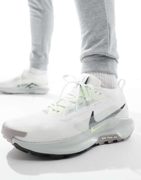 Nike Running – ReactX Pegasus Trail 5 GORE-TEX – Silverfärgade löparskor - view 1