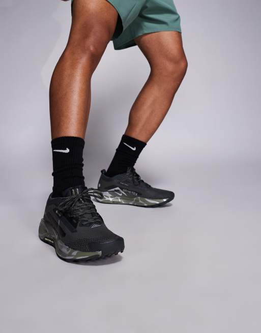 Nike Running ReactX Pegasus Trail 5 GORE-TEX trainers in black and green, 4 of 5