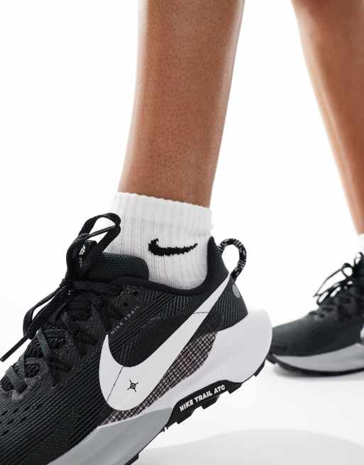 Nike Running Reactx Pegasus Trail 5 sneakers in black and white, 3 of 5