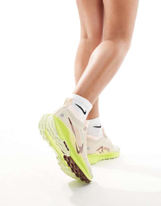 Nike Running - ReactX Pegasus Trail 5 - Sneakers in GORE-TEX bianche, 4 di 5