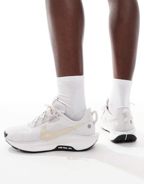 Nike Running - ReactX Pegasus Trail 5 - Sneakers in grijs - view 1