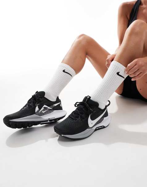 Nike Running ReactX Pegasus Trail 5 trainers in black and white - view 1